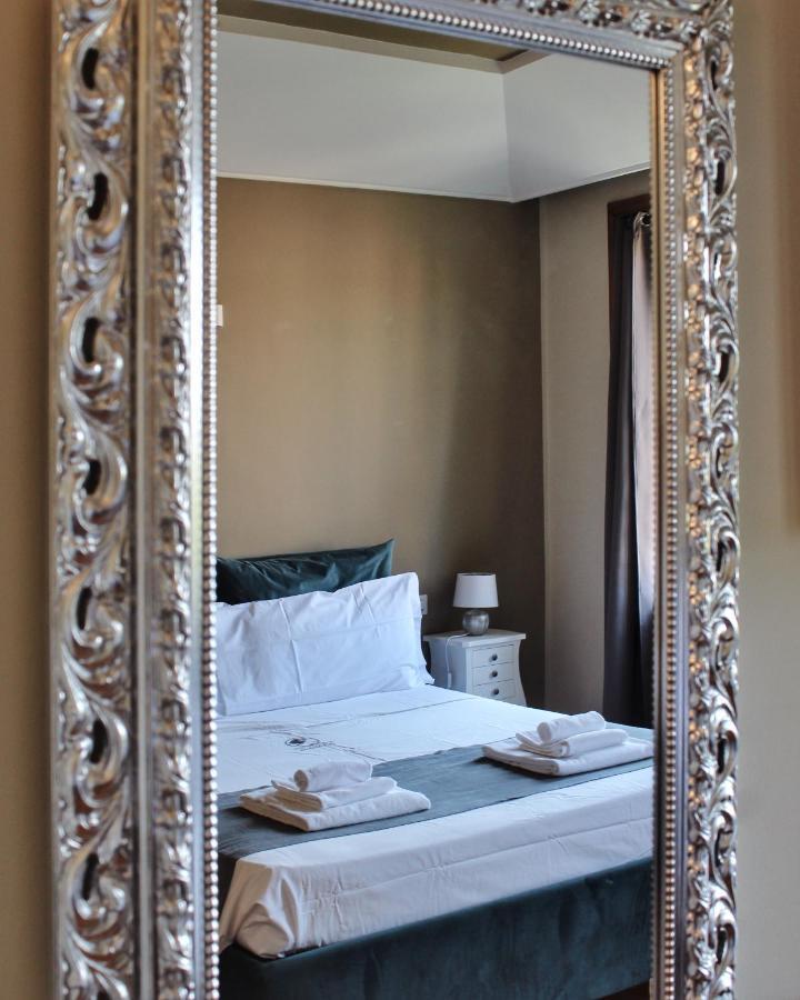 Bed and Breakfast Relais La Fornarina 2 Roma Esterno foto