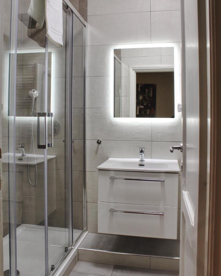 Bed and Breakfast Relais La Fornarina 2 Roma Esterno foto