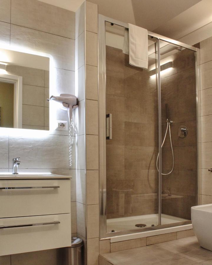 Bed and Breakfast Relais La Fornarina 2 Roma Esterno foto